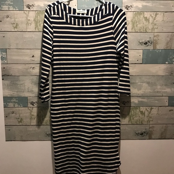 Monteau Dresses & Skirts - Monteau Navy cream striped dress